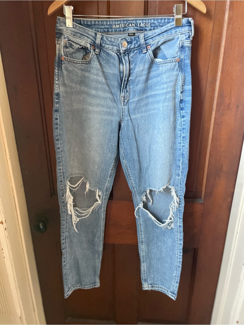 American Eagle women's 10 regular mom jeans